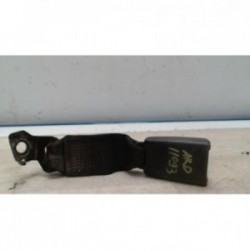 Attache ceinture arriere...