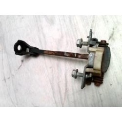 Tirant de porte arriere...