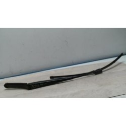 Bras essuie glace avant...