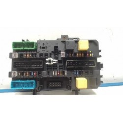 Porte fusible OPEL ASTRA H...