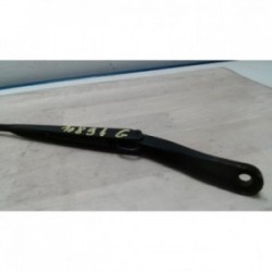 Bras essuie glace avant...