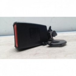 Attache ceinture arriere...