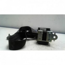 Ceinture arriere droit...