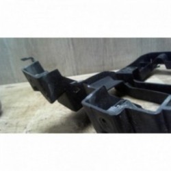 Support de pare chocs...