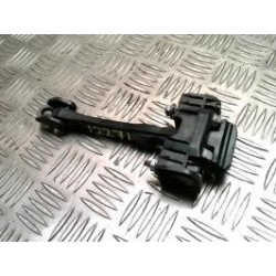 Tirant de porte avant droit...