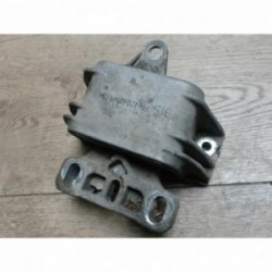 Support moteur gauche...