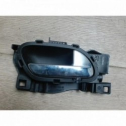 Poignee interieur arriere...