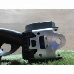 Ceinture arriere droit...