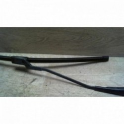 Bras essuie glace avant...