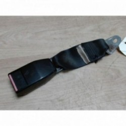 Attache ceinture arriere...