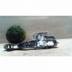 Support poignee porte avant...