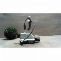 Serrure avant gauche...