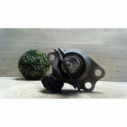 Support moteur droit...