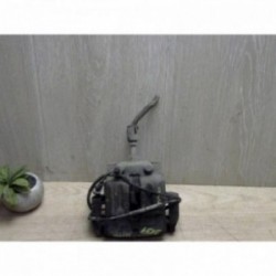 Etrier arriere droit...