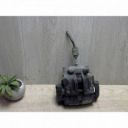 Etrier arriere gauche...