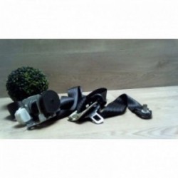 Ceinture arriere droit...