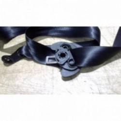 Ceinture avant droit...