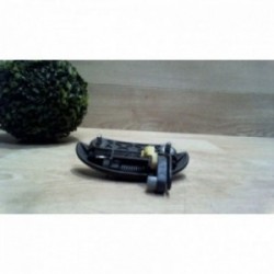 Poignee porte avant gauche...