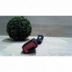 Attache ceinture arriere...