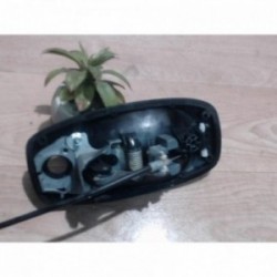 Poignee porte avant gauche...