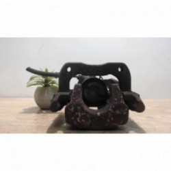 Etrier arriere droit...