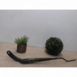 Bras essuie glace avant...