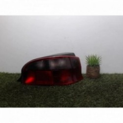 Feu arriere principal droit...