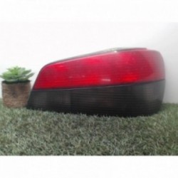 Feu arriere principal droit...