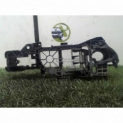 Support poignee porte avant...