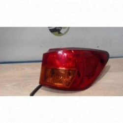 Feu arriere principal droit...