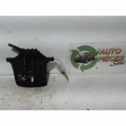 Etrier avant droit...