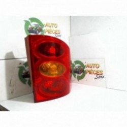 Feu arriere principal...