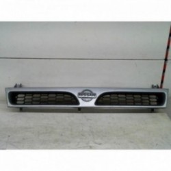 Calandre NISSAN 