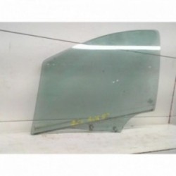 Vitre avant gauche PEUGEOT 204