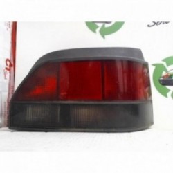 Feu arriere principal droit...