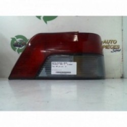 Feu arriere principal droit...