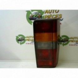 Feu arriere principal droit...