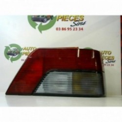 Feu arriere principal droit...