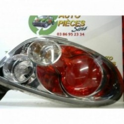 Feu arriere principal droit...