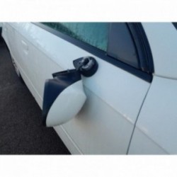 Pare boue avant droit SEAT...