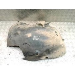 Pare boue avant gauche...