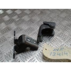 Charniere de porte avant...