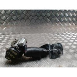 Ceinture avant droit...