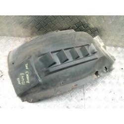 Pare boue avant gauche...