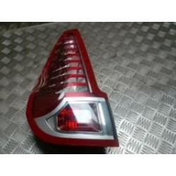 Feu arriere principal...