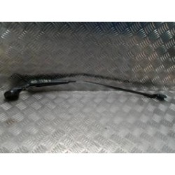 Bras essuie glace avant...