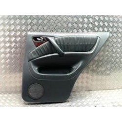 Panneau de porte arriere...