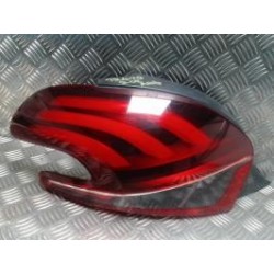 Feu arriere principal...