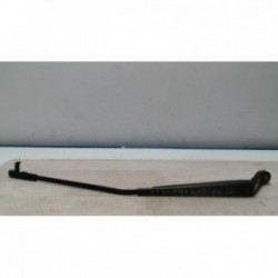 Bras essuie glace avant...