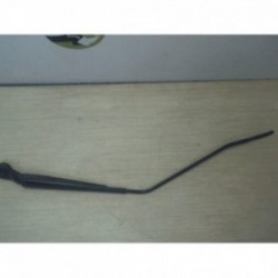 Bras essuie glace avant...